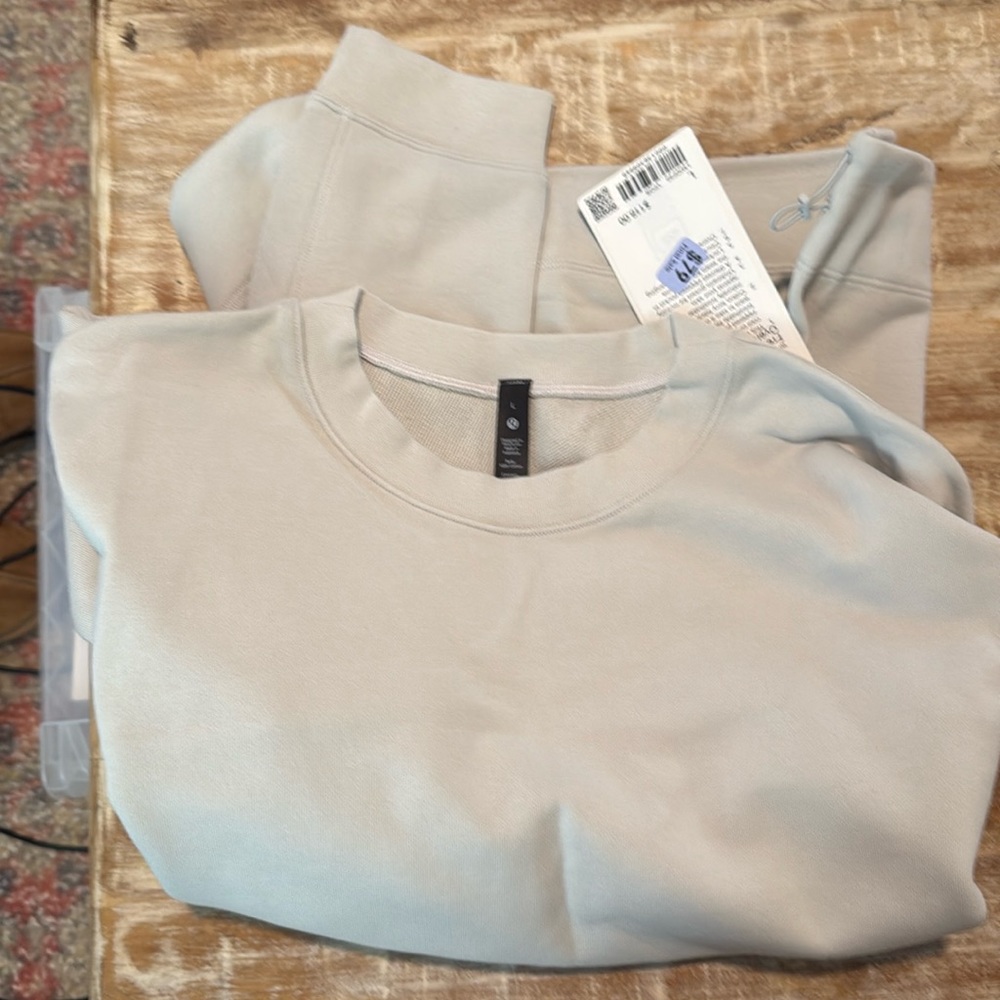 New with tags, Lululemon French Terry, oversized, long sleeve crew